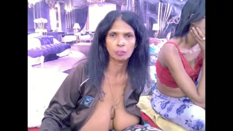 sexyva4u2luv online show from June 28, 12:27 am