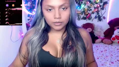 Snapshot of sexyvaldiry chatting on January 30, 11:34 pm sexyvaldiry online show from January 30, 11:34 pm