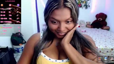 Snapshot of sexyvaldiry chatting on February 10, 6:24 pm sexyvaldiry online show from February 10, 6:24 pm