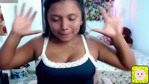 Snapshot of sexyvaldiry chatting on March 9, 3:01 am sexyvaldiry online show from March 9, 3:01 am