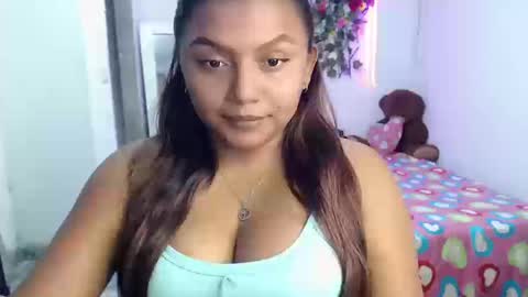 Snapshot of sexyvaldiry chatting on September 8, 9:25 pm sexyvaldiry online show from September 8, 9:25 pm