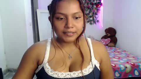 Snapshot of sexyvaldiry chatting on September 11, 9:15 pm sexyvaldiry online show from September 11, 9:15 pm