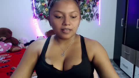 Snapshot of sexyvaldiry chatting on September 30, 9:53 pm sexyvaldiry online show from September 30, 9:53 pm