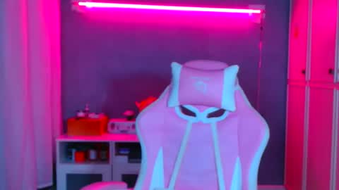 Snapshot of sexyvilleboy1 chatting on September 22, 11:40 pm sexyvilleboy1 online show from September 22, 11:40 pm