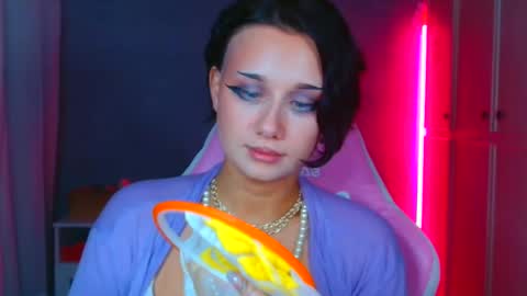 Snapshot of sexyvilleboy1 chatting on November 28, 3:25 pm sexyvilleboy1 online show from November 28, 3:25 pm