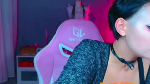 Snapshot of sexyvilleboy1 chatting on December 2, 5:08 pm sexyvilleboy1 online show from December 2, 5:08 pm