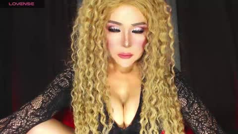 Audrey Maristela online show from April 23, 2:35 am