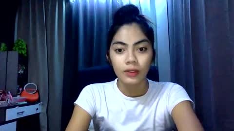 Xenaaa online show from January 19, 5:00 am