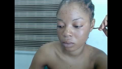 sexyxpeach online show from December 22, 1:02 am