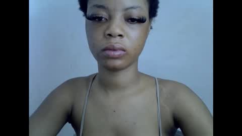 Snapshot of sexyxpeach chatting on March 18, 9:29 pm sexyxpeach online show from March 18, 9:29 pm