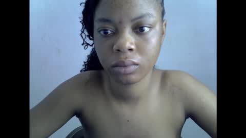 Snapshot of sexyxpeach chatting on March 29, 9:15 pm sexyxpeach online show from March 29, 9:15 pm