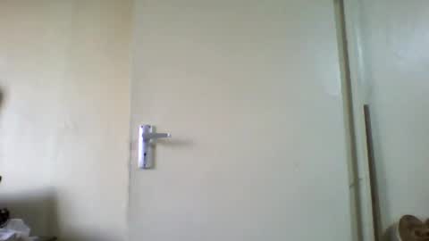 Snapshot of sexyy_tiny chatting on April 4, 3:09 pm Mel online show from April 4, 3:09 pm
