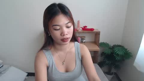 Snapshot of sexyygela chatting on June 28, 7:58 am Gela3 online show from June 28, 7:58 am