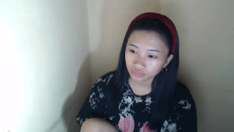 sexyymiya online show from March 19, 6:39 am