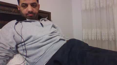 Snapshot of sexyyy_mannn chatting on February 8, 2:38 pm sexyyy_mannn online show from February 8, 2:38 pm