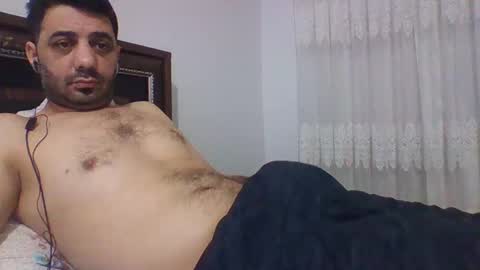 Snapshot of sexyyy_mannn chatting on February 8, 5:50 pm sexyyy_mannn online show from February 8, 5:50 pm