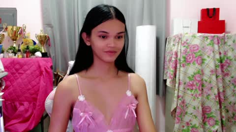 Zendaya online show from April 1, 1:12 pm