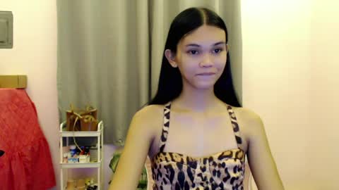 Zendaya online show from April 4, 11:08 am