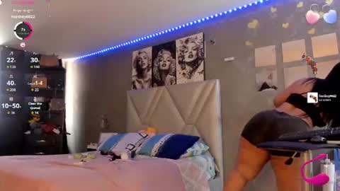 Snapshot of sexyzoe_69 chatting on June 27, 8:25 pm Alexa online show from June 27, 8:25 pm