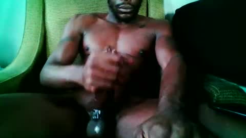 seymourjohnson_ online show from October 29, 9:05 pm