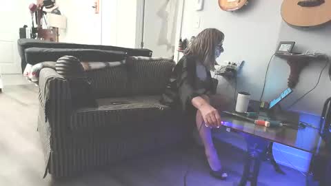 CD    Jeanne online show from October 6, 7:17 am