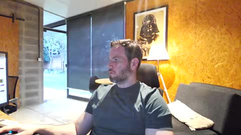 Snapshot of shad0w_hunter chatting on July 20, 8:55 pm shad0w_hunter online show from July 20, 8:55 pm