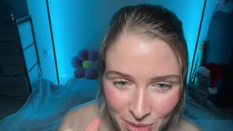 shadebabe online show from December 20, 6:53 am