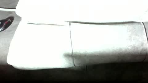 Snapshot of shades_x254 chatting on July 13, 8:44 pm shades_x254 online show from July 13, 8:44 pm