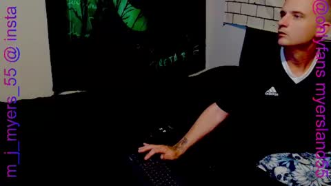 Snapshot of shadowv5551 chatting on July 26, 4:53 am ShadowV online show from July 26, 4:53 am
