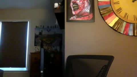 Snapshot of shadyyyyyy7 chatting on February 18, 7:54 pm Shady online show from February 18, 7:54 pm