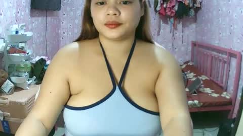 Snapshot of shairamae4u chatting on August 9, 3:55 am shairamae4u online show from August 9, 3:55 am