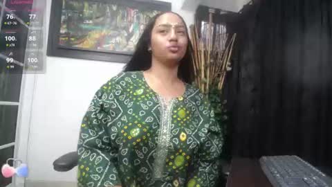 Snapshot of shakti_moumita chatting on June 23, 12:47 pm Shakti online show from June 23, 12:47 pm
