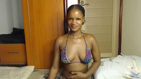 shaky xxx online show from November 10, 11:37 pm