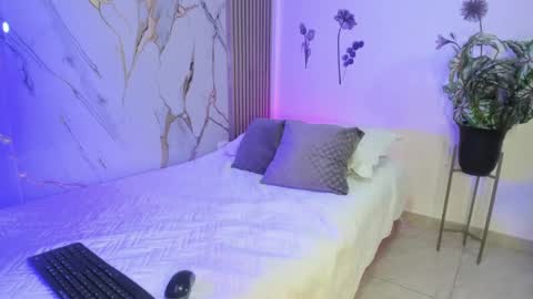 shalomexotic online show from May 28, 12:02 pm