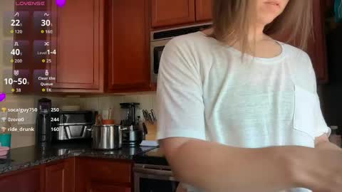 Snapshot of shameless_shalynn chatting on May 28, 4:04 pm Shalynn online show from May 28, 4:04 pm
