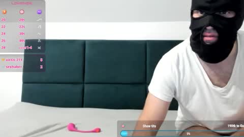 Snapshot of shamelesscouple2 chatting on November 12, 7:24 pm shamelesscouple2 online show from November 12, 7:24 pm