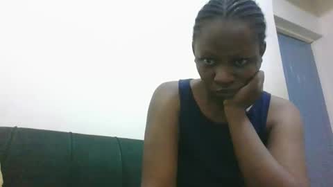 Snapshot of shammy_yummy chatting on November 17, 7:14 am shammy_yummy online show from November 17, 7:14 am