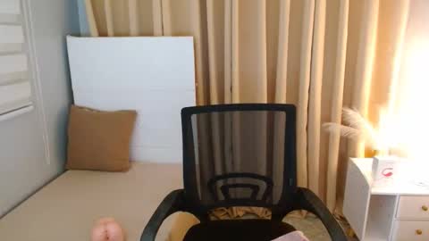 Snapshot of shanaiamiraclets chatting on February 9, 10:09 am miraclets online show from February 9, 10:09 am