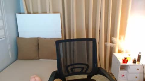 Snapshot of shanaiamiraclets chatting on March 1, 8:02 am miraclets online show from March 1, 8:02 am