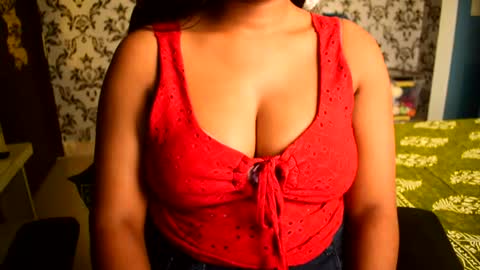 Snapshot of shanaya_indian chatting on June 21, 2:58 am shanaya indian online show from June 21, 2:58 am