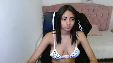 shanelle online show from January 23, 3:16 am