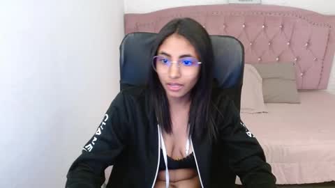 shanelle online show from February 19, 6:11 am