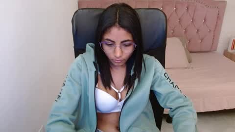 shanelle online show from March 1, 6:13 am