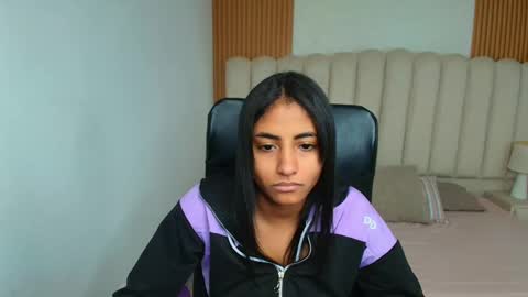 shanelle online show from February 20, 6:19 am