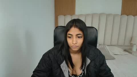 shanelle online show from May 1, 12:10 pm