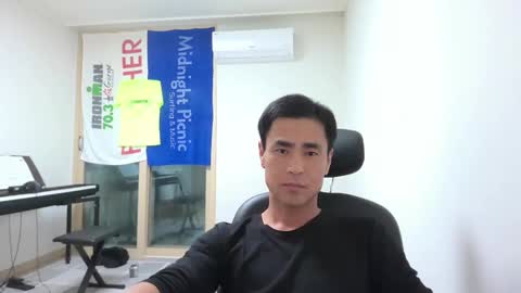 Snapshot of shanegim chatting on December 11, 12:23 pm shanegim online show from December 11, 12:23 pm