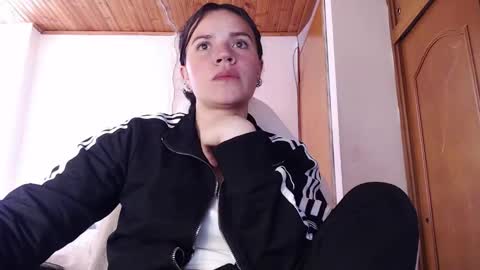 shanel_lozano online show from February 4, 7:42 pm