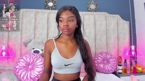 Snapshot of shanelwest7 chatting on December 30, 1:58 pm Shanel online show from December 30, 1:58 pm