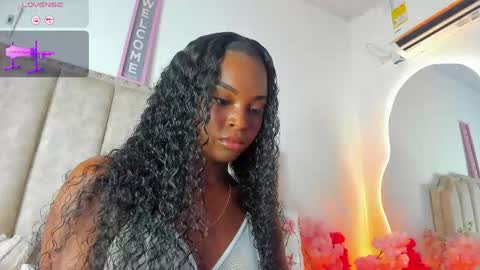 Shanel online show from April 29, 1:59 pm