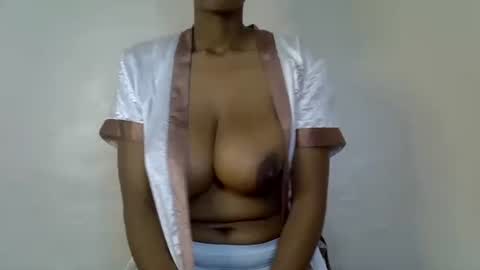 shanizz online show from September 25, 1:26 pm